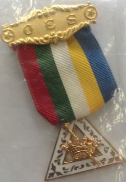 OES Ester Jewel with Top Bar